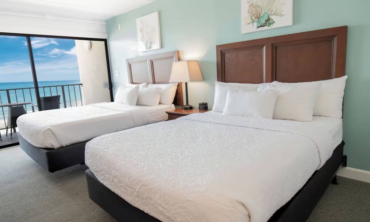 Pawleys Island Hotel | 2 Oceanfront Rooms w/Balcony & Easy Beach Access Near Pawleys