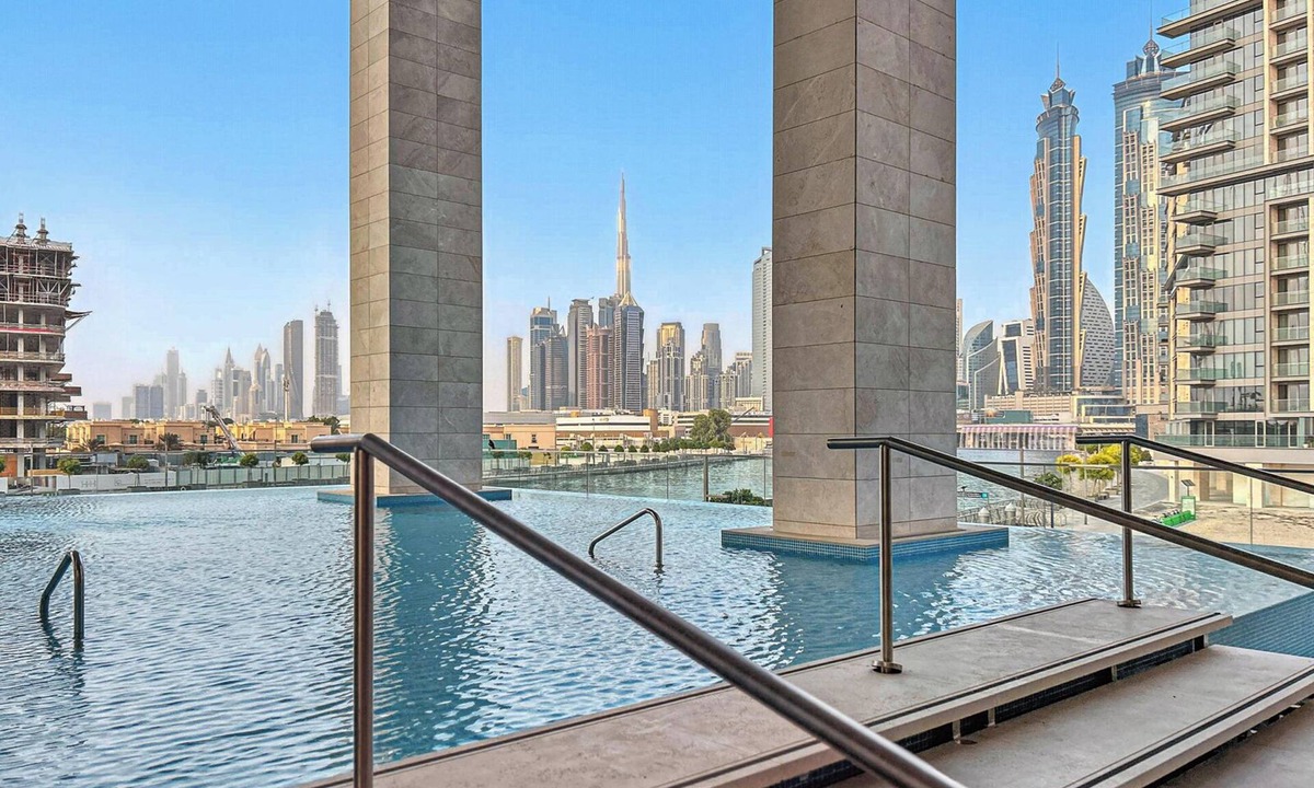 Al Safa Apartment | 3BR with Burj Khalifa and Canal View