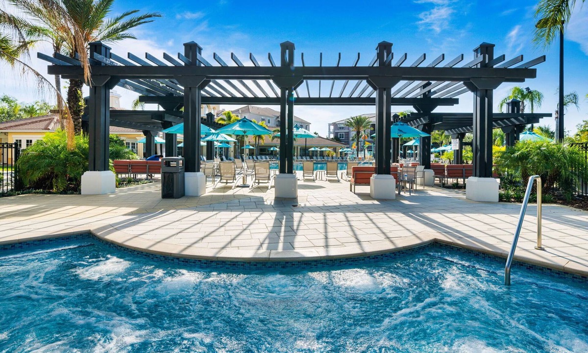 Florida Central Atlantic Coast Apartment | 4804 Cayview Avenue #305
