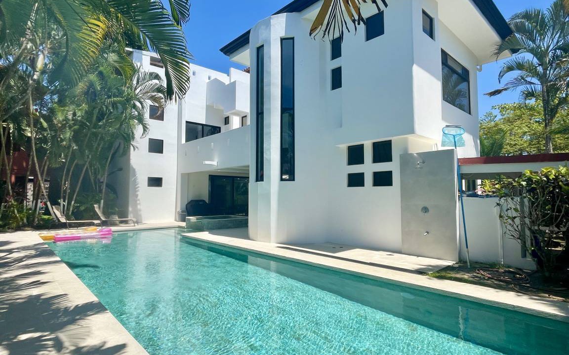 Playa Hermosa Condo | 511 m² Condo ∙ 6 bedrooms ∙ 12 guests