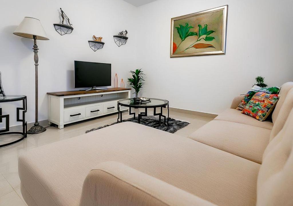 Trade Center Apartment | 98 Sheikh Zayed Road