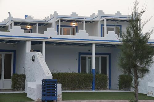 Ash Sharqiyah South Governorate Resort | Al-Ashkhara Beach Resort منتجع شاطئ الأشخرة