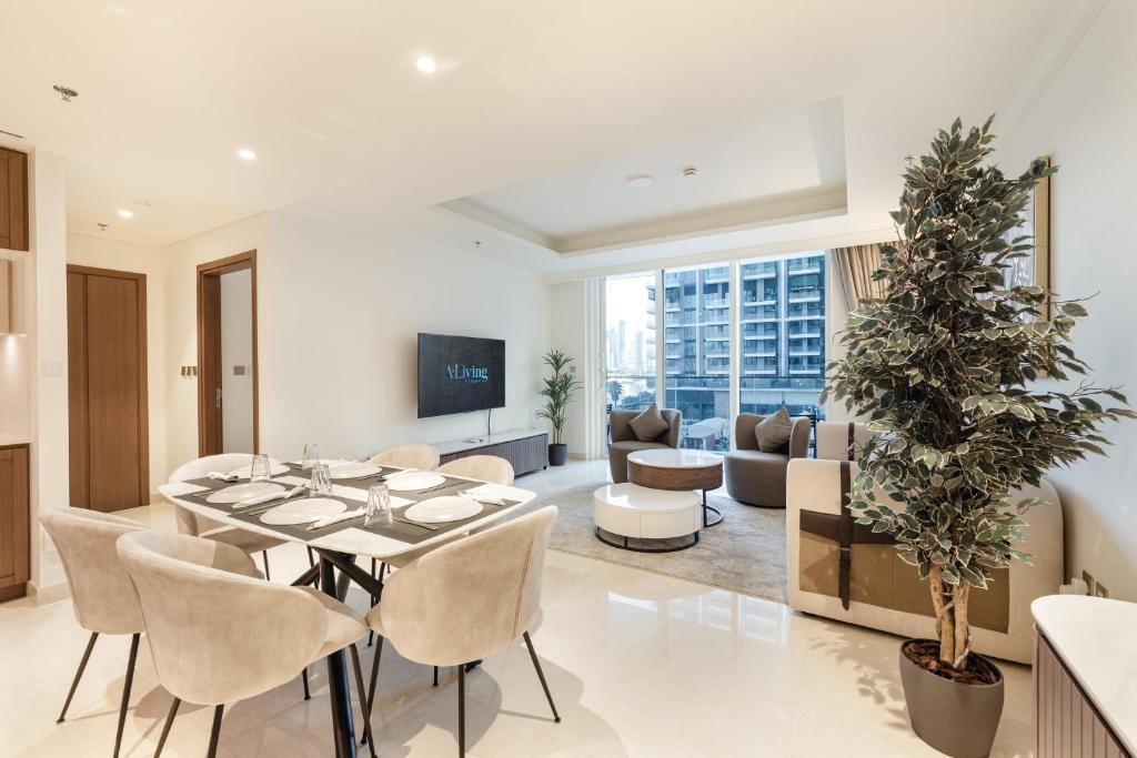 Dubai Marina Apartment | ALiving Classy 1BR I Stunning Views I Emaar Palace Beach Residence