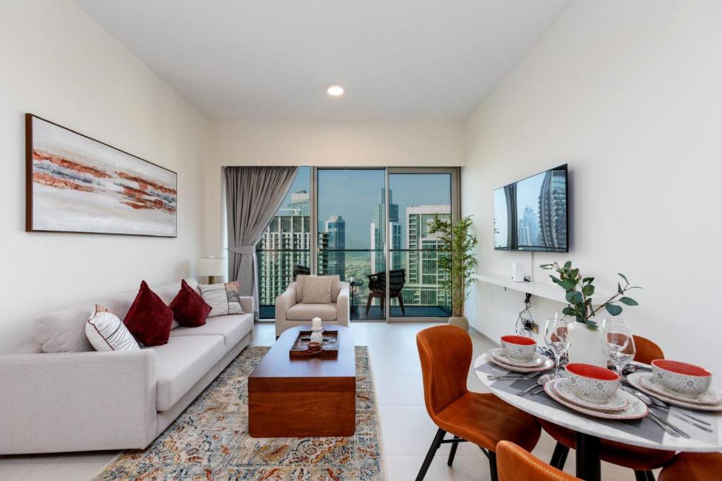 Trade Centre 1 Apartment | Allsopp & Allsopp - Stylish 1-Bedroom Apartment in Grande Residences, Downtown