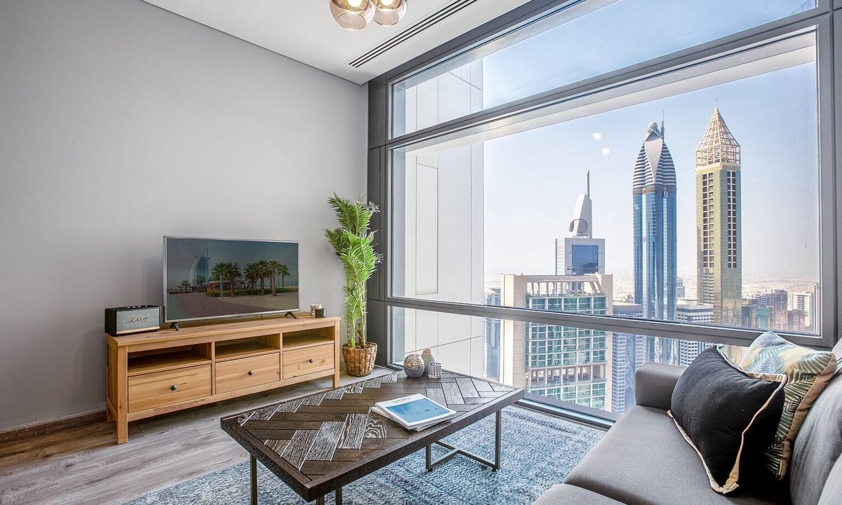 DIFC Apartment | Blueground | DIFC, pool, nr Dubai Aquarium