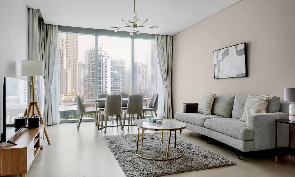 Dubai Marina Apartment | Blueground | Dubai Marina, pool, nr Marina