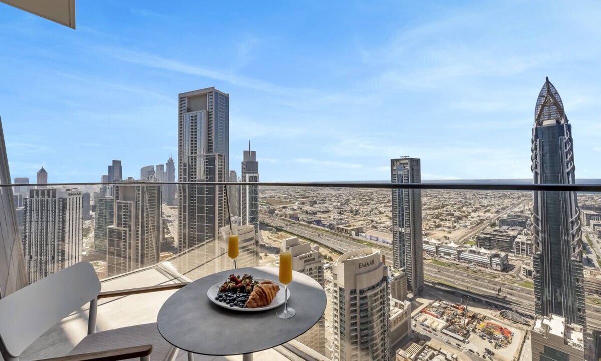 Downtown Dubai Apartment | Burj Khalifa Pool View Dubai Mall Address Opera 2B