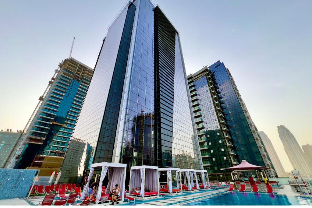 Business Bay Hotel | Canal Central Hotel Business Bay