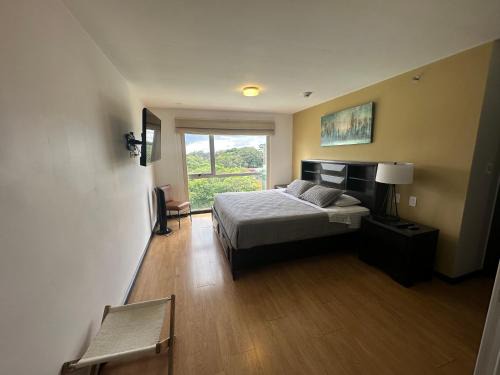 Pavas Apartment | Charming Two Bedroom with balcony