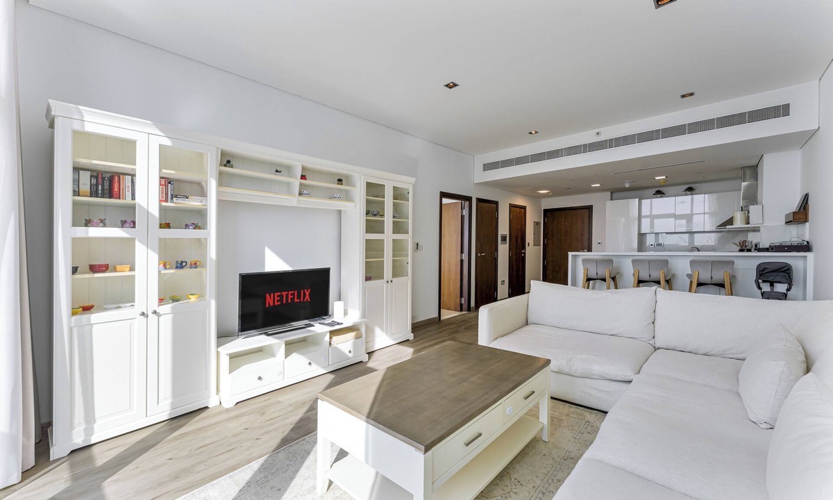 DIFC Apartment | Chic 1BR APT in DIFC I 7-Min Drive to Burj Khalifa