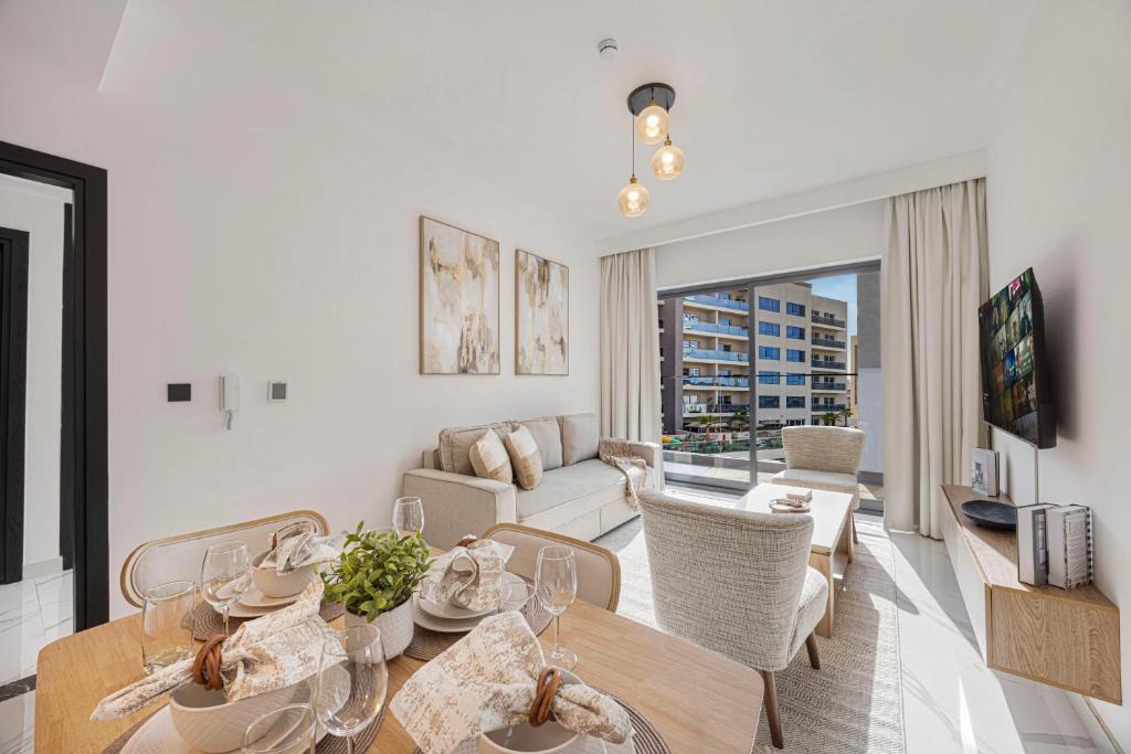 Al Barsha Apartment | Chic 2BR Haven in Prime Location in Gardenia Living