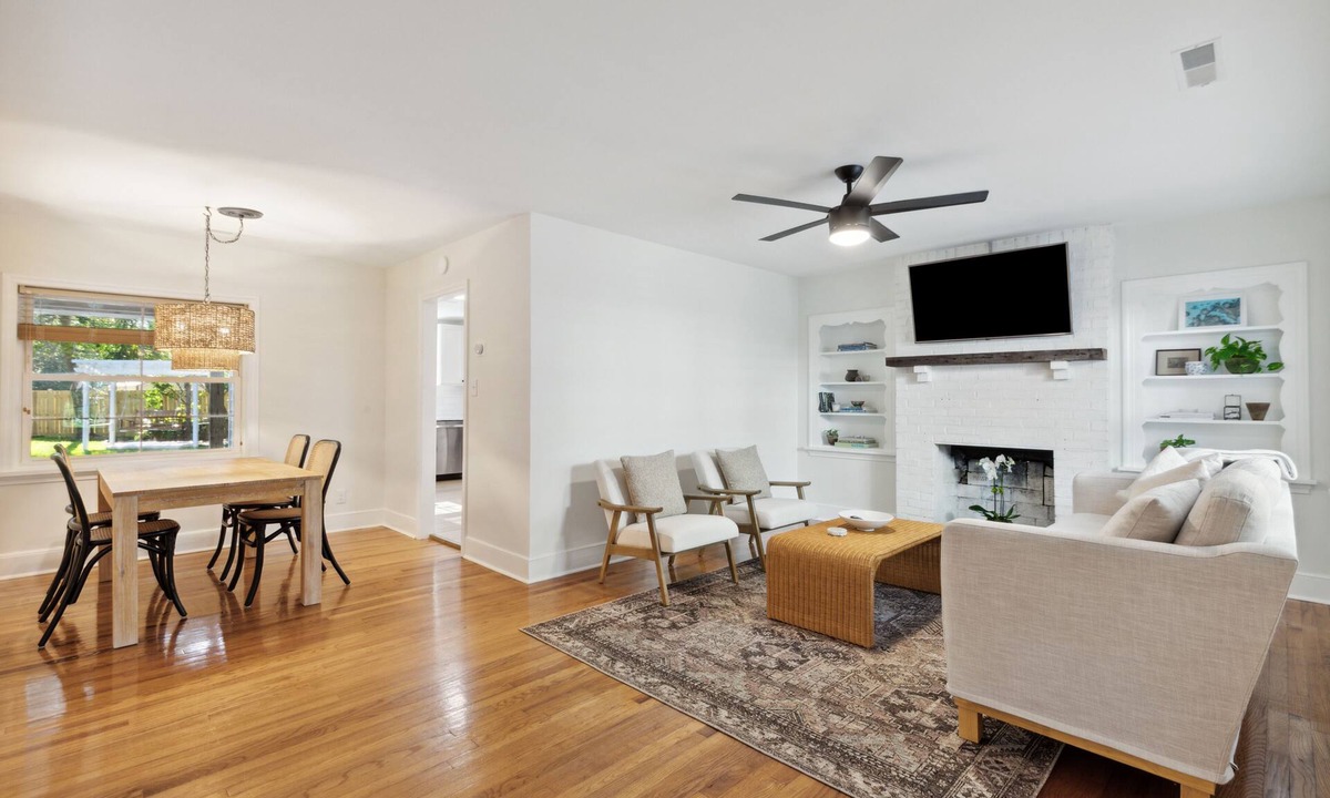 West Ashley House | Chic and Comfy Home - Close to Downtown & Beach