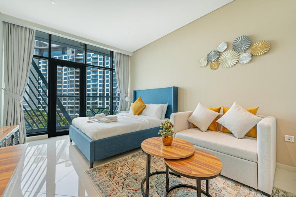 Palm Jumeirah Apartment | Chic Studio Private Beach Infinity Pool Palm