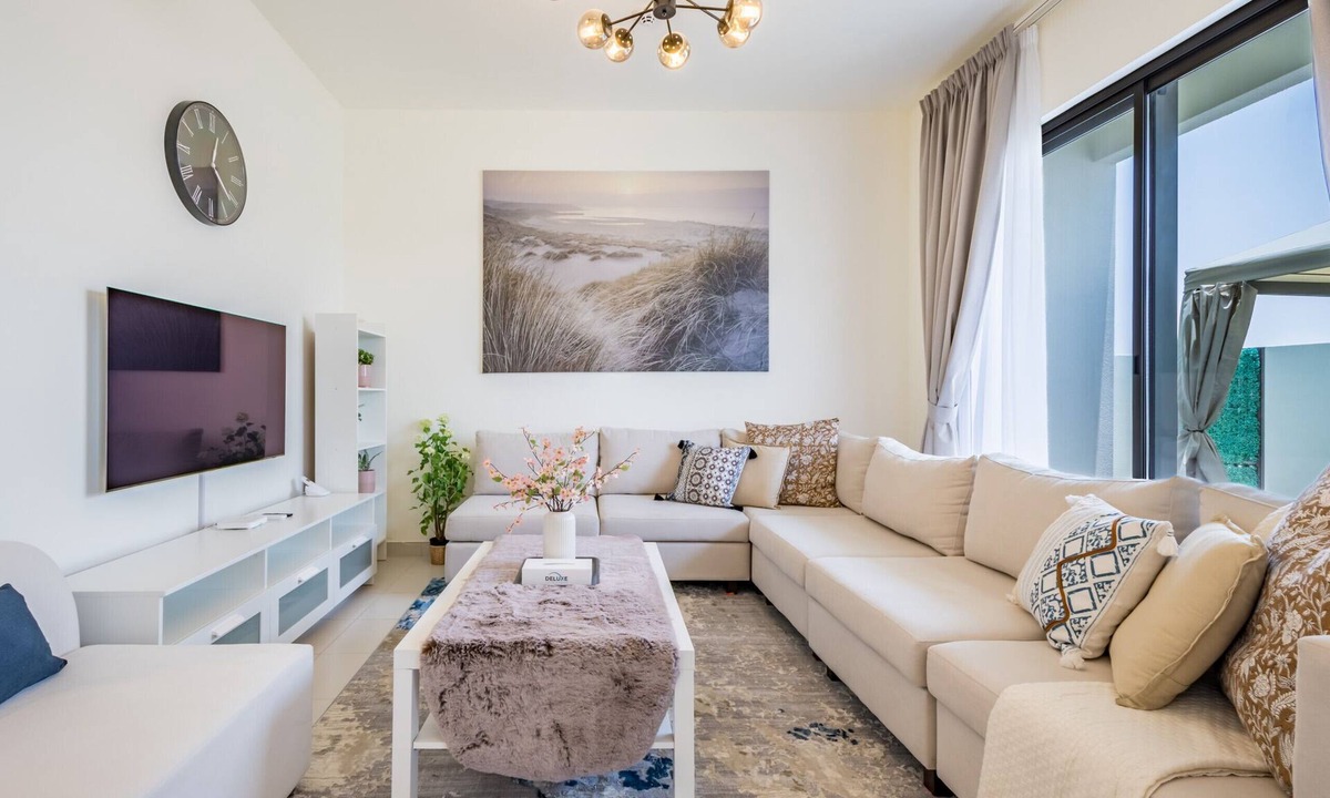 Dubai Ski Chalet | Conveniently Located to Airport & Expo City 4BRTownhouse w/AsstRm at Parkside2