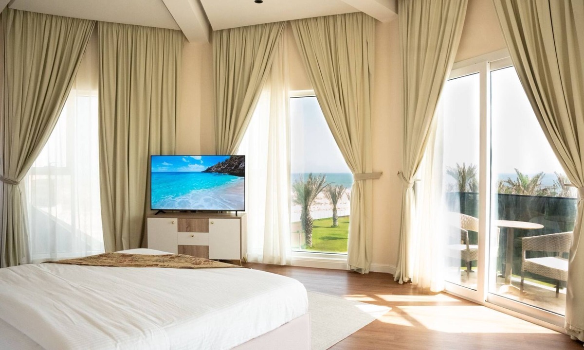 Al Ashkharah Ski Chalet | Dana Beach Resort - Al Ashkharah