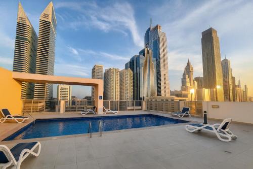 Al Satwa Apartment | Deluxe Apartments Near WTC and Sheikh Zayed
