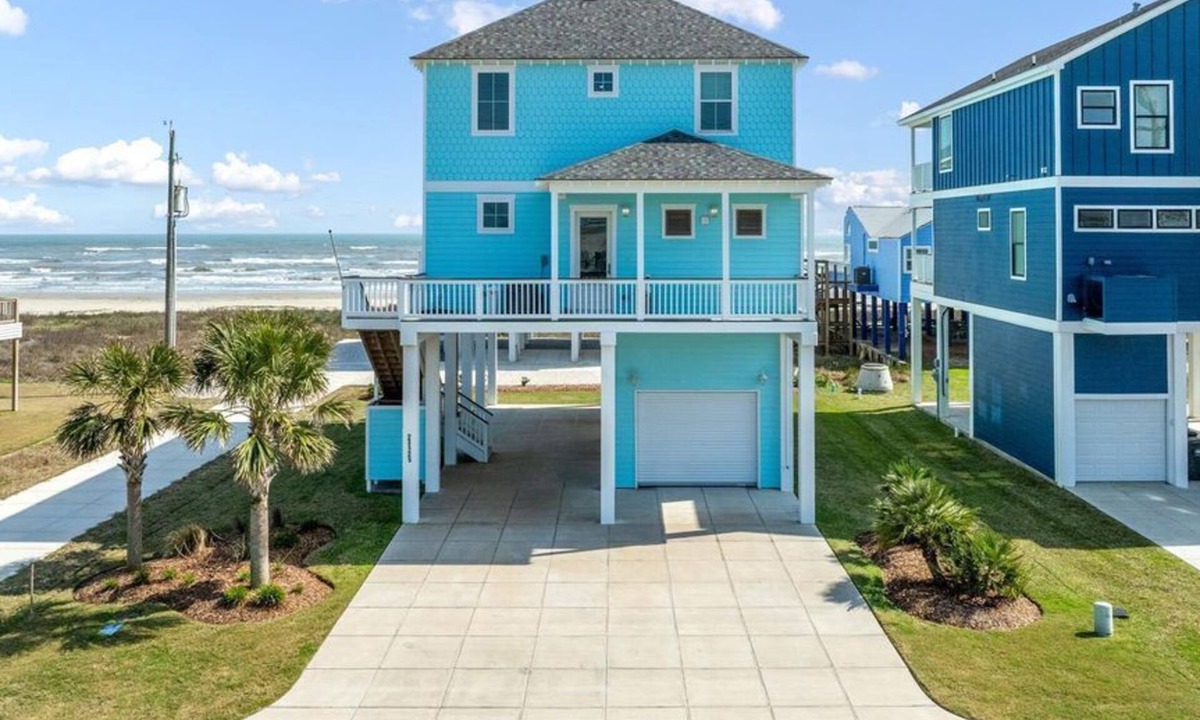 Terramar Beach House | Dune R Thang- New Listing! - 2nd Row from Beach!