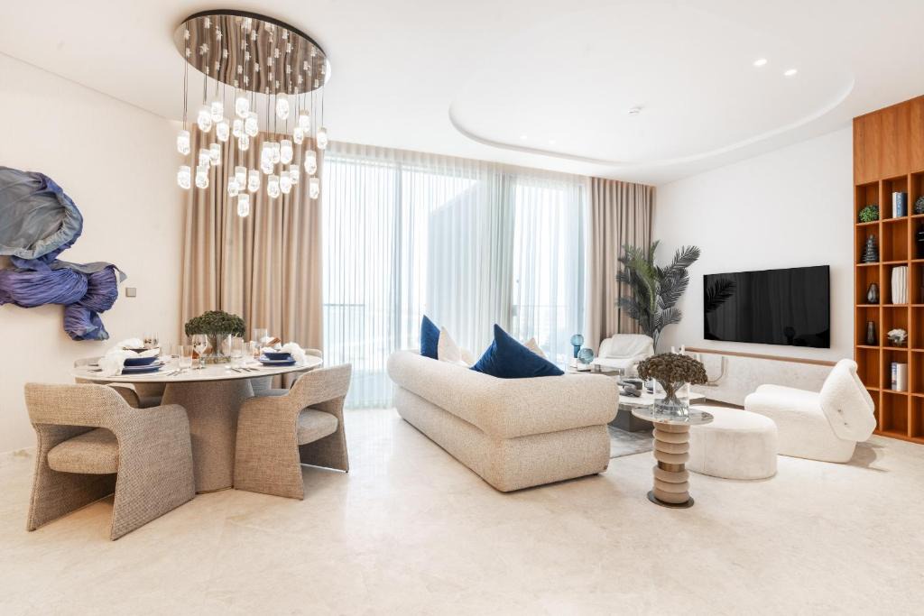 Palm Jumeirah Apartment | EDEN'S Homes & Villas - Ellington Beach House