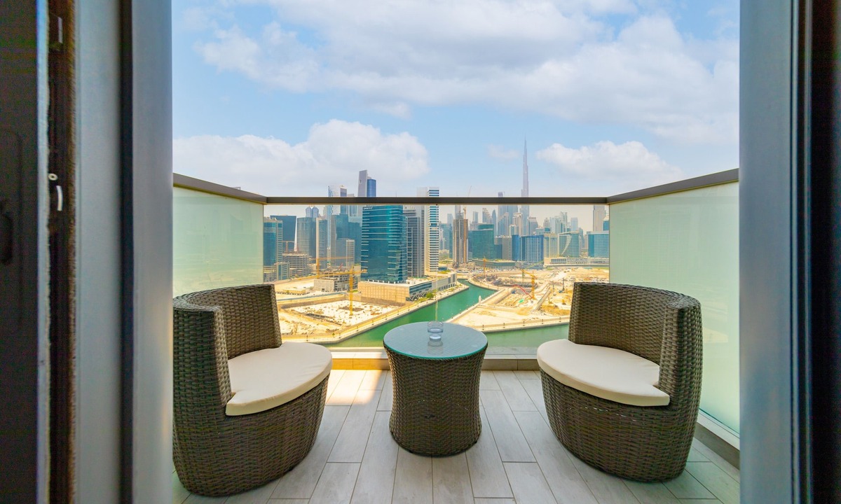 Business Bay Apartment | EDEN'S Homes & Villas - Millennium Atria Residences