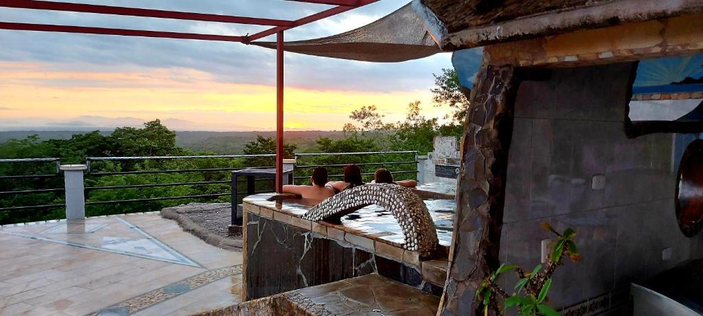 Tarcoles Villa | El Castillo Monte Campana