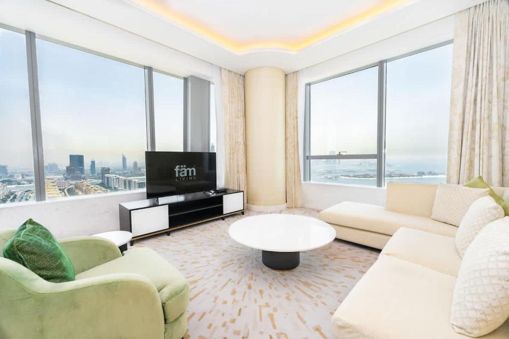 Palm Jumeirah Apartment | FAM Living - Palm Tower Attached to St Regis Palm Tower 1Bed - Palm Jumeirah Views