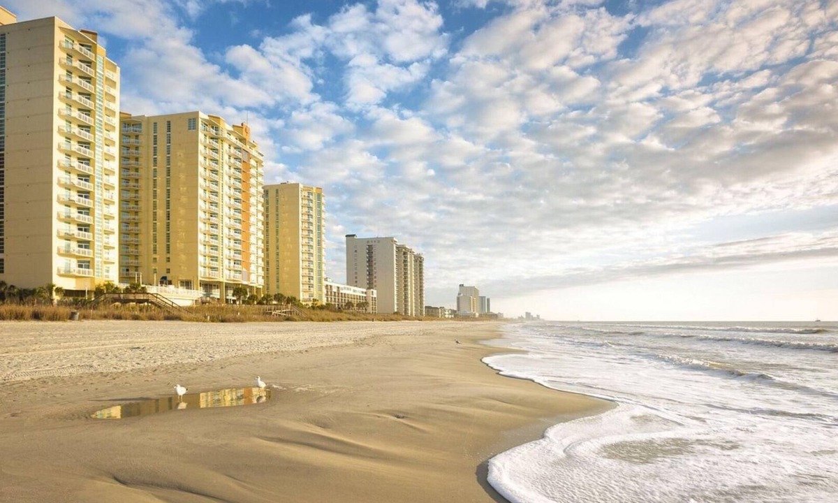 Ocean Drive Resort | Family Beach Vacation with Pools & Spacious 2BR Coastal Resort Stay