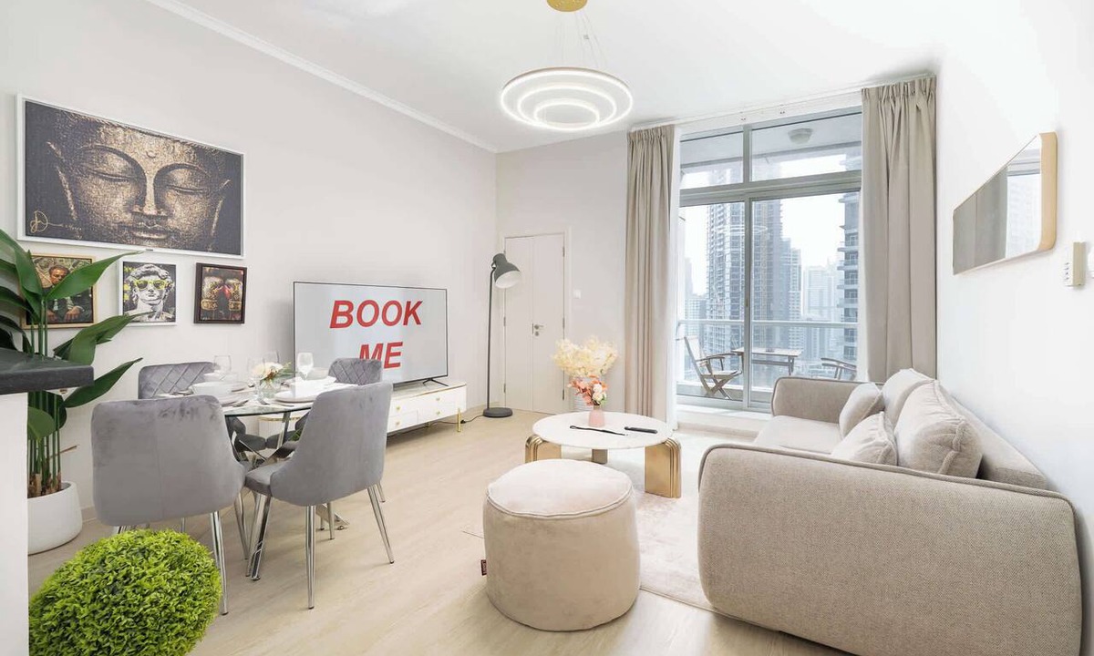 Dubai Marina Apartment | Free housekeeping visits during your stay - StayShort - Refined 1 Bedroom Retreat Sleeps 4 in Dubai Marina