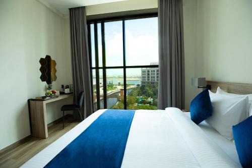 Jadaf Hotel | Grand Kingsgate Jaddaf Waterfront Hotel by Millennium