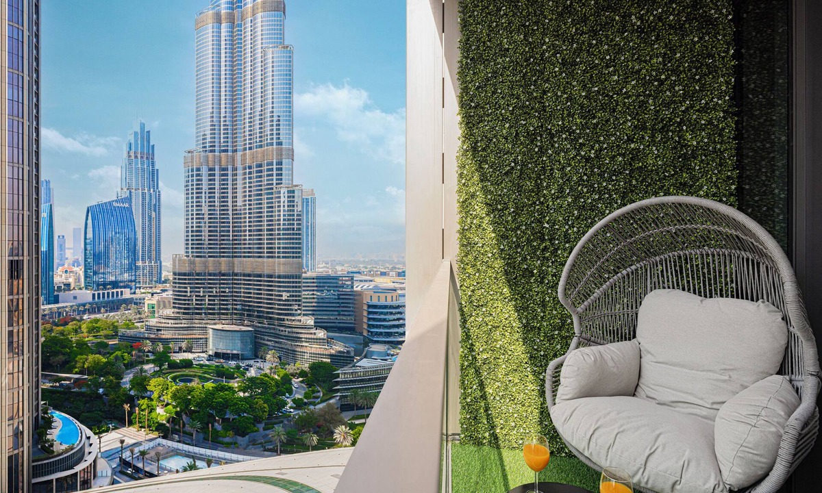 Downtown Dubai Apartment | Grande Suites by Hostiva - Burj View