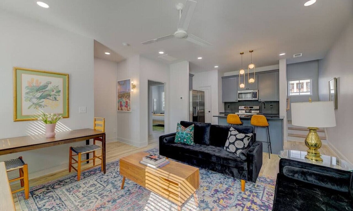 Columbia Apartment | Green House @ Township- Unit A | 3BR 3BA