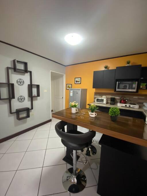 San Pedro Apartment | Hermoso apartamento con estacionamiento gratuito
