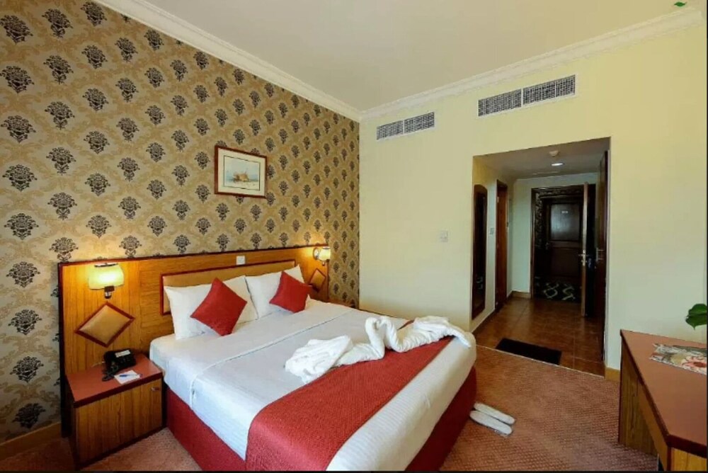 Deira Apartment | Jonrad Suites - Suite 5