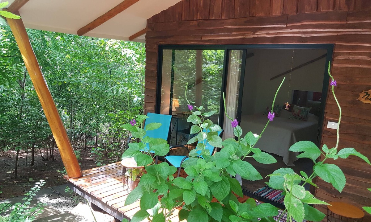 Pinilla Cabin | Lodge for 6 people. Comprising 3 bungalows with swimming pool.
