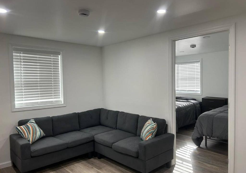 Fort Edward Apartment | Loft Apartment by the River Fort Edward (C)