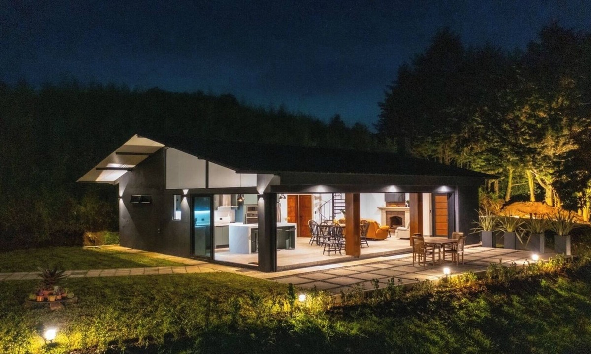 Sabana Redonda Cabin | LUMINOUs Luxury Cabin, Poas Volcano