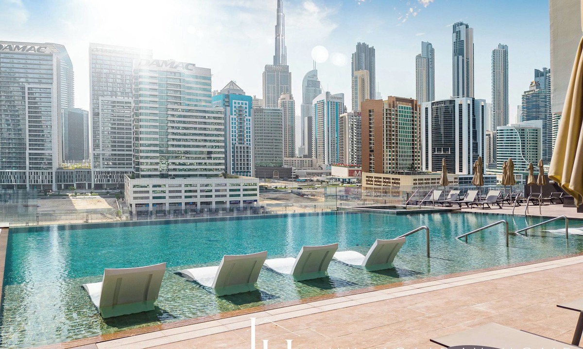 Business Bay Apartment | LUX 15 Northside Burj Khalifa View Suite