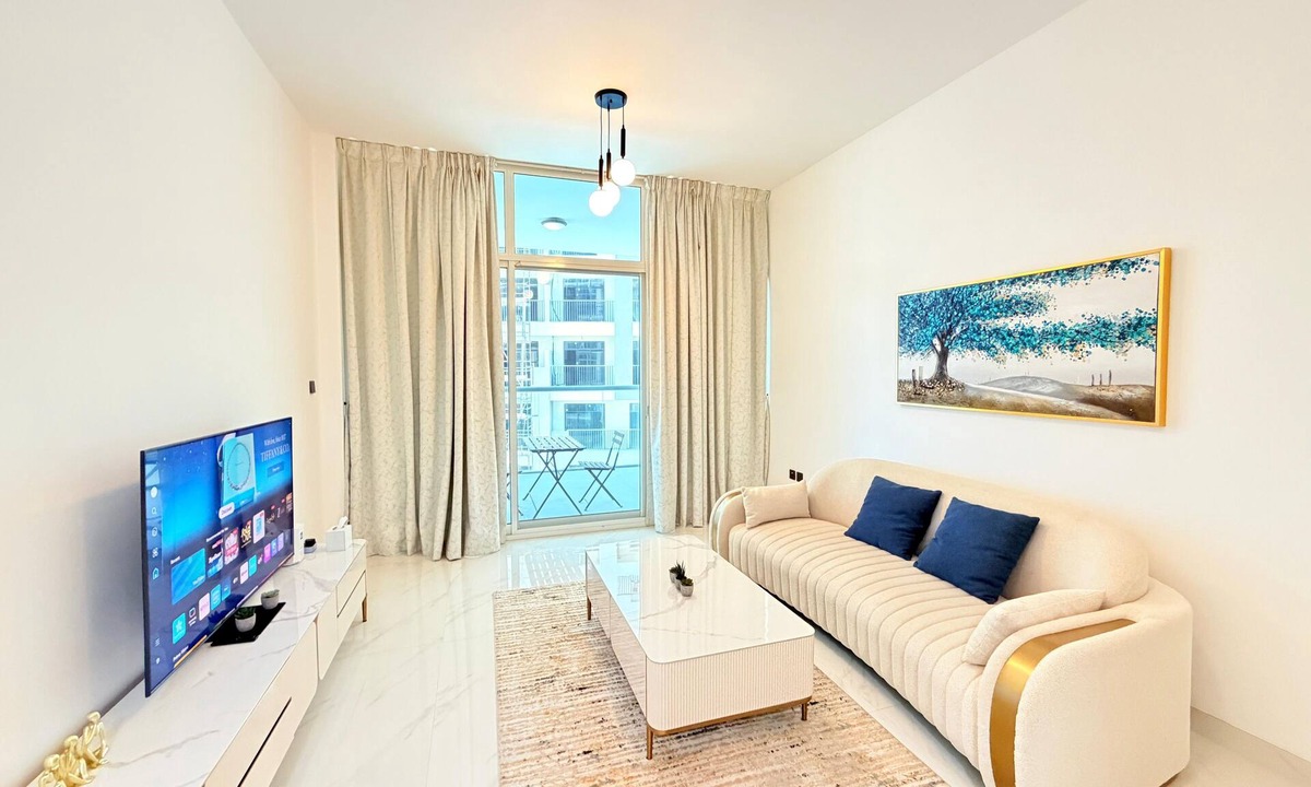 Al Barsha Apartment | Luxurious One Bedroom Suit - Dubai