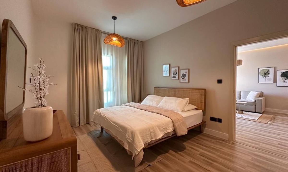 The Greens Apartment | Modern-Chic 1BR in The Greens - Central Dubai