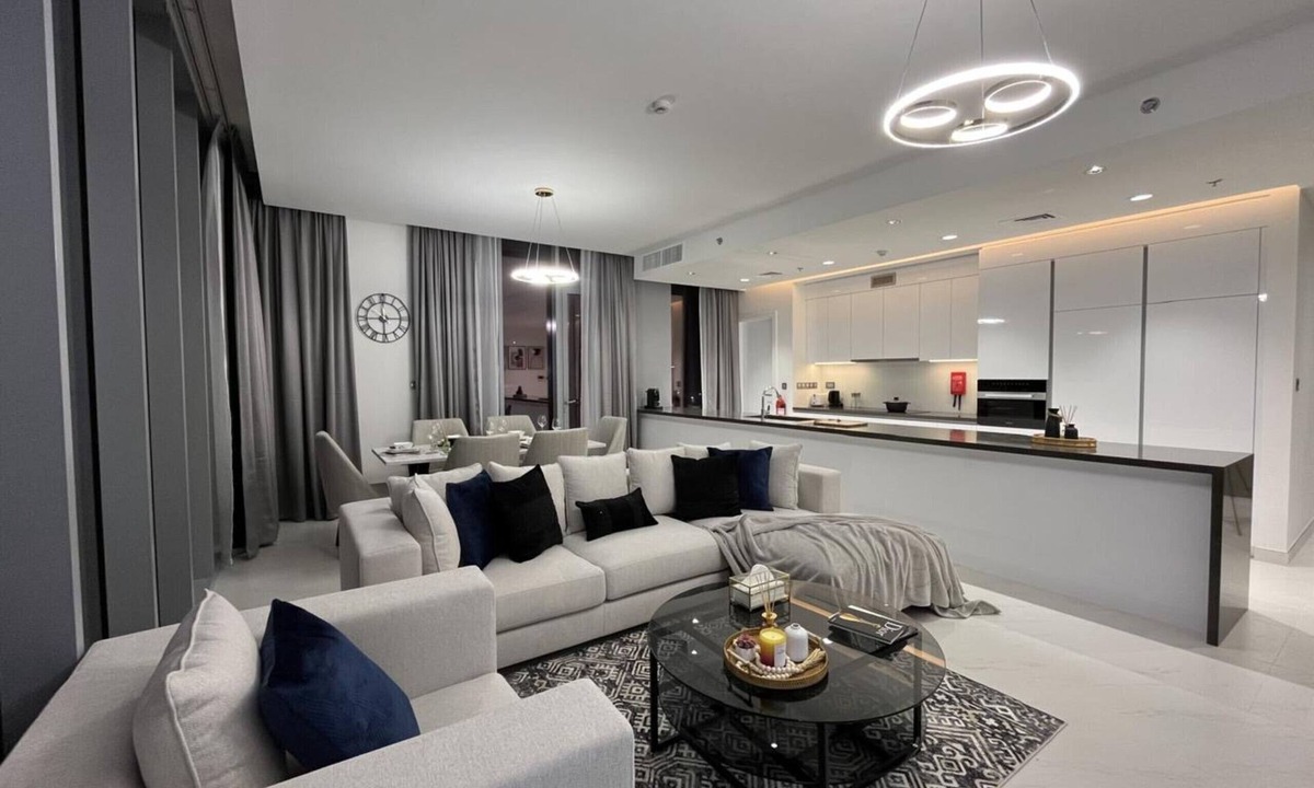 Dubai Apartment | Modern Family Retreat w/Dubai Skyline Views