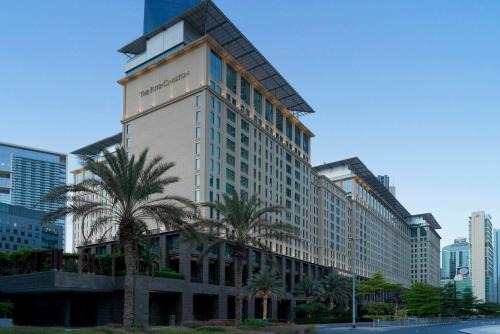 DIFC Apartment | Nasma Luxury Stays - Limestone House