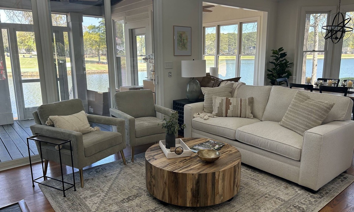 Eatonton House | NEW LUXURY LISTING – LAKE FRONT & GOLF VIEW – REYNOLDS LAKE OCONEE