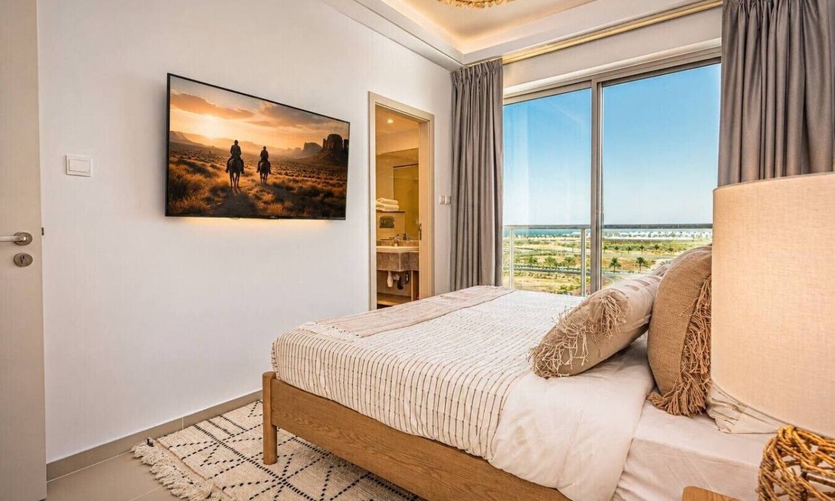 Ras Al Khaimah Apartment | Oceanfront Coastal Apartment