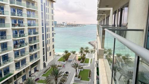 Ras Al Khaimah Apartment | Oceanline1BHKApartment Pacific Al Marjan Island