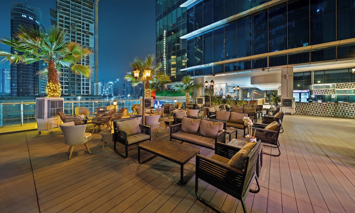 Downtown Dubai Hotel | Park Regis Business Bay Hotel