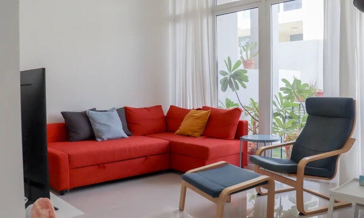 Dubai Villa | Peaceful 3-bedroom Desert Retreat in Dubai w/Private Garden, Pool + Water Park!