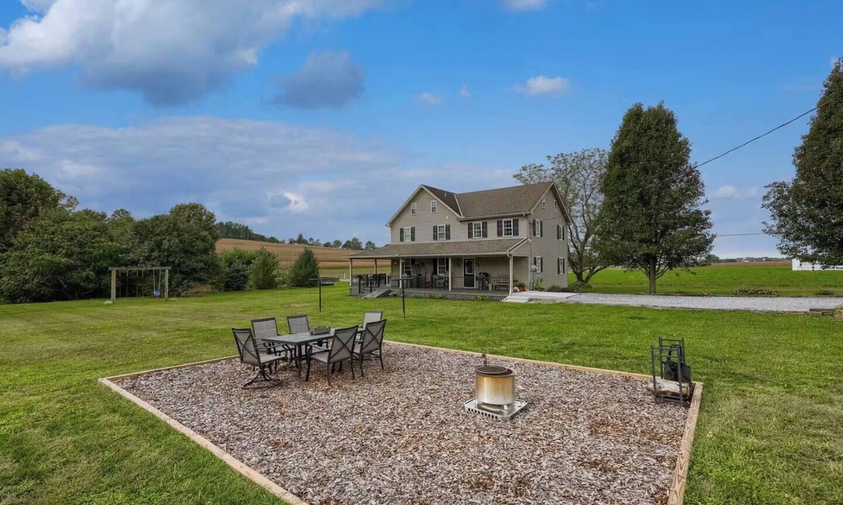 Ronks House | Peaceful Country Escape & Animals