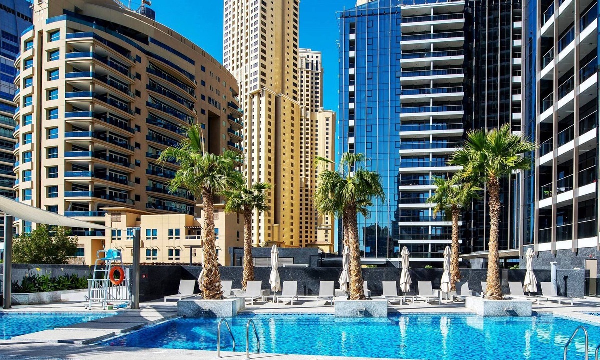 Jumeirah Beach Residence Apartment | Pelicanstay - Full Marina and Pool View