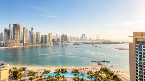 Palm Jumeirah Apartment | Rentico l Seven Palm Infinity Studio