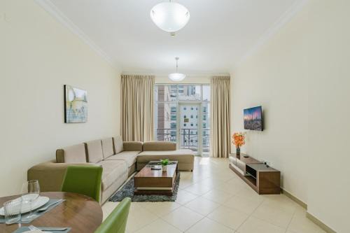 Al Barsha 1 Apartment | RH- Convenient 1BR, Central, Walk to Mall of Emirates, Al Barsha1