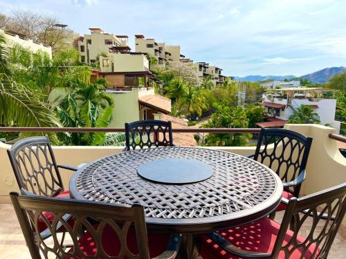 Liberia House | Rooftop Sunset Cove